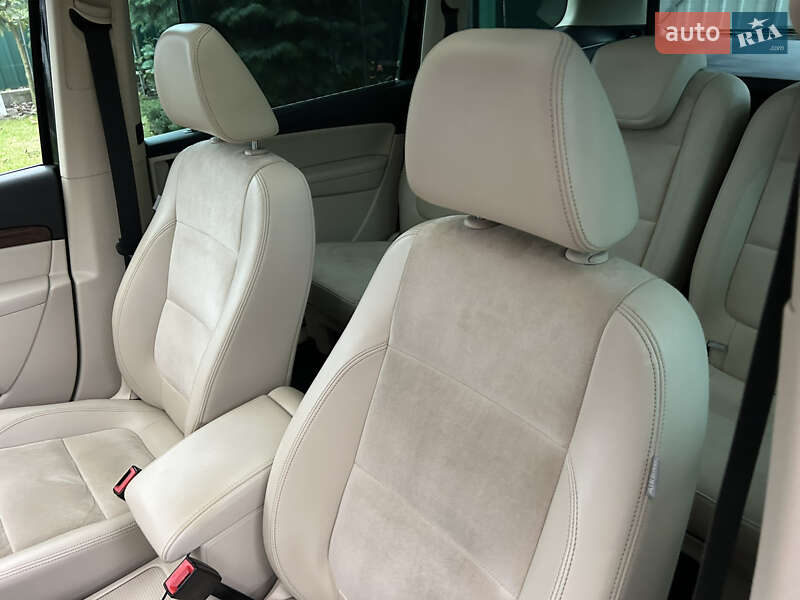 Минивэн Volkswagen Sharan 2011 в Белой Церкви