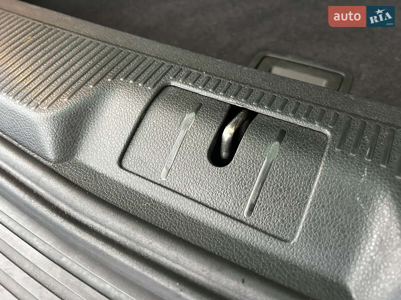 Минивэн Volkswagen Sharan 2011 в Белой Церкви