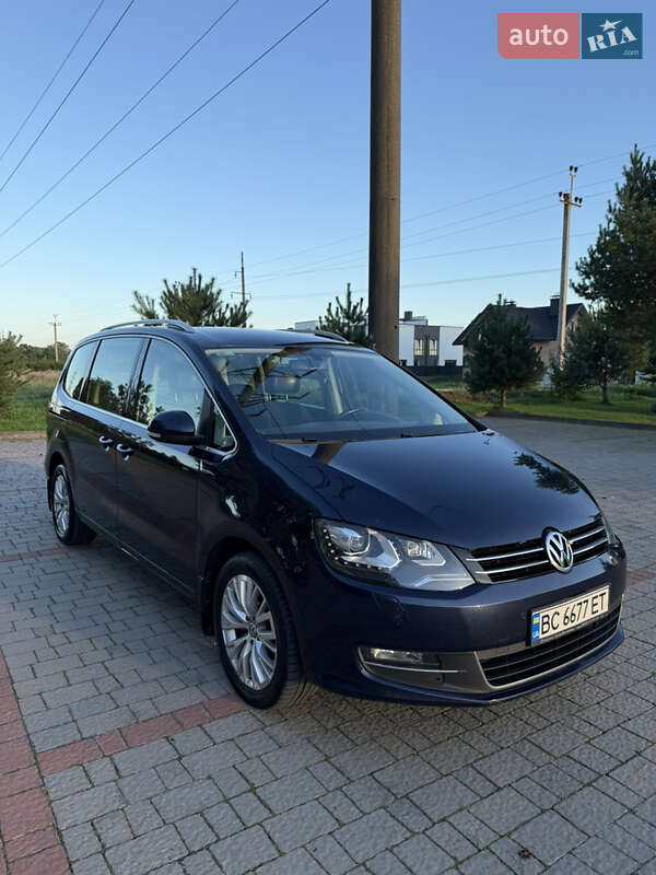 Мінівен Volkswagen Sharan 2015 в Львові