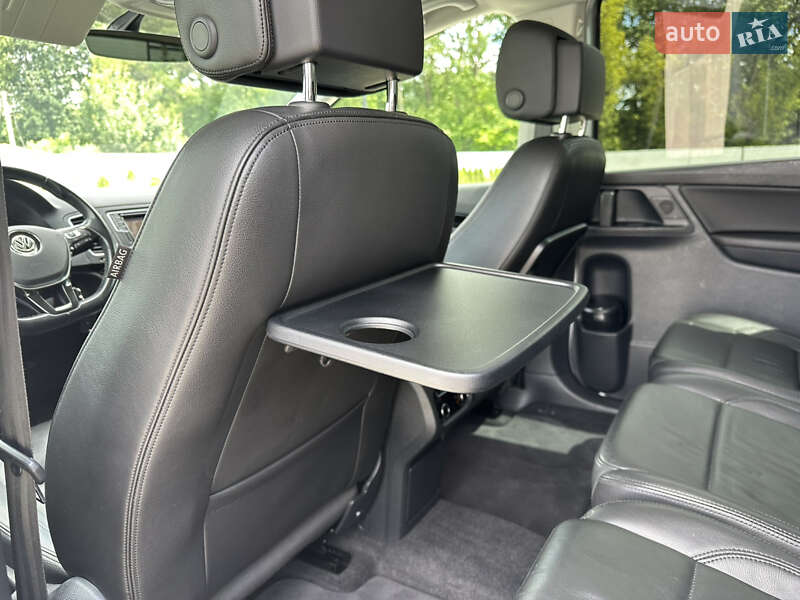 Минивэн Volkswagen Sharan 2017 в Луцке