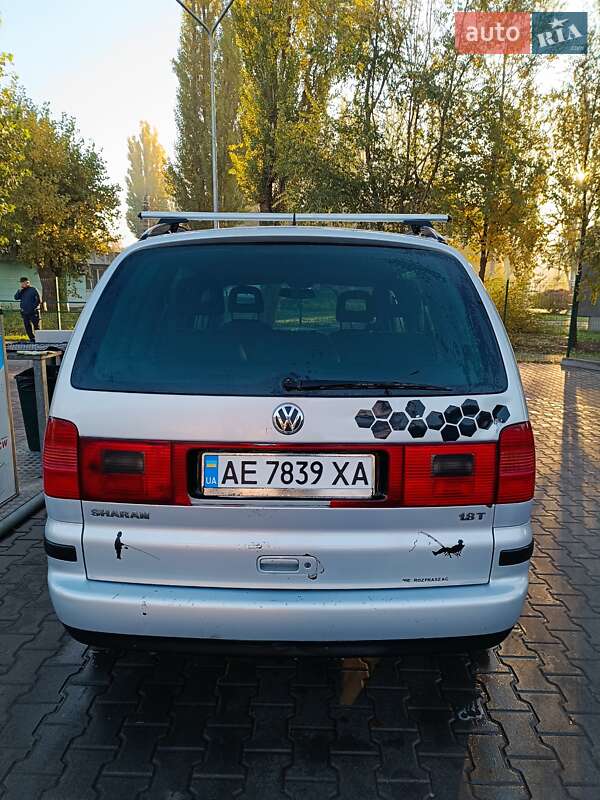 Минивэн Volkswagen Sharan 2002 в Кривом Роге