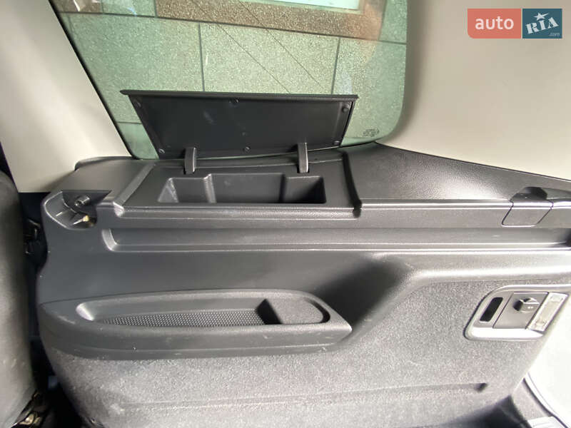 Минивэн Volkswagen Sharan 2011 в Доброславе фото 31 Минивэн Volkswagen Sharan 2011 в Доброславе