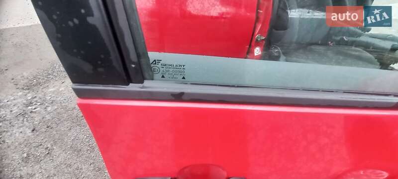 Минивэн Volkswagen Sharan 2001 в Хмельницком