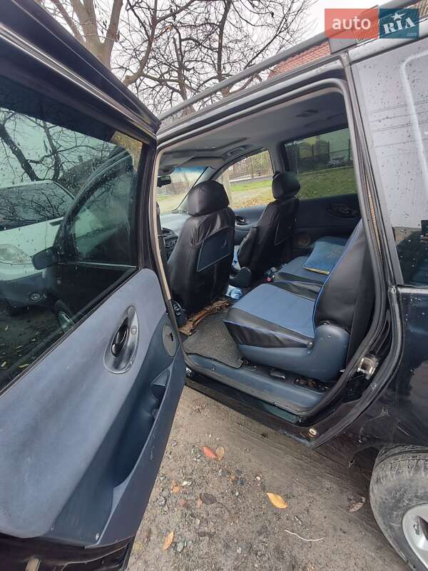 Мінівен Volkswagen Sharan 1999 в Володимирі фото 5 Мінівен Volkswagen Sharan 1999 в Володимирі