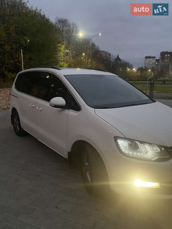 Минивэн Volkswagen Sharan 2011 в Тернополе