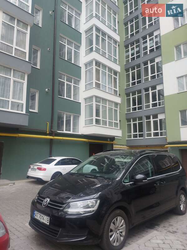 Минивэн Volkswagen Sharan 2016 в Ивано-Франковске