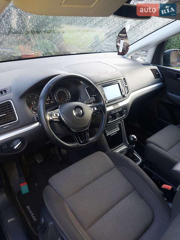 Минивэн Volkswagen Sharan 2016 в Ивано-Франковске