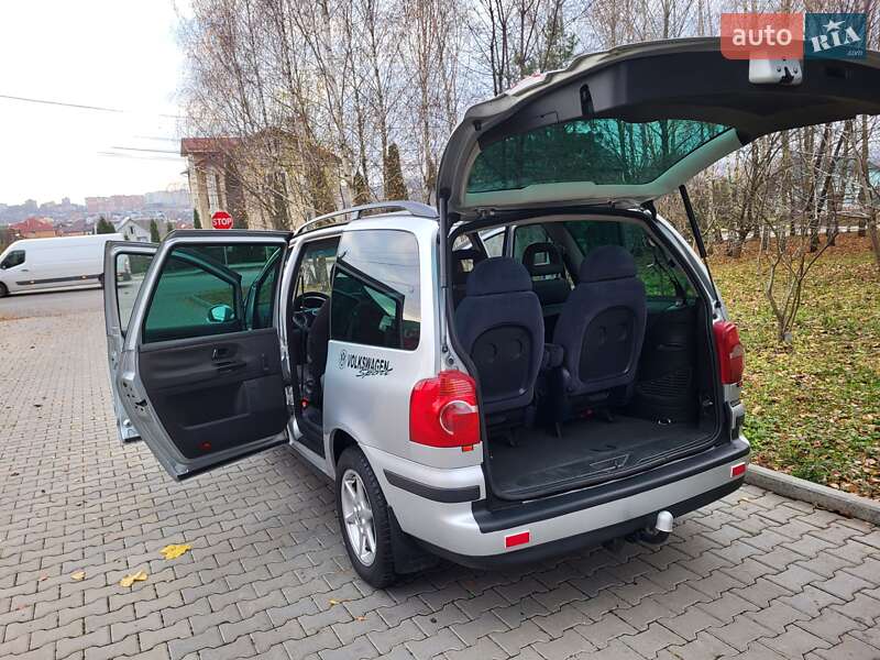 Мінівен Volkswagen Sharan 2004 в Хмельницькому