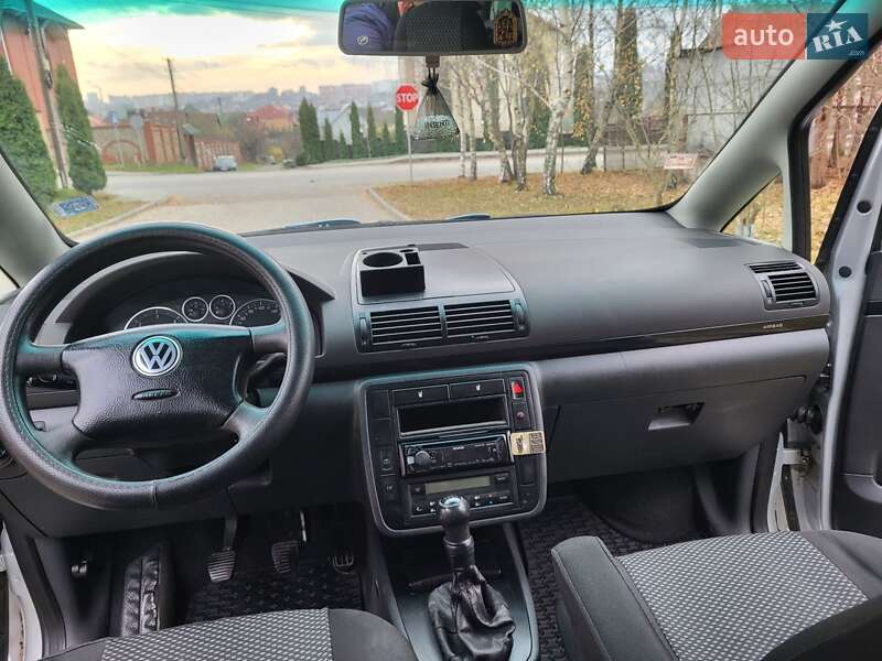 Мінівен Volkswagen Sharan 2004 в Хмельницькому