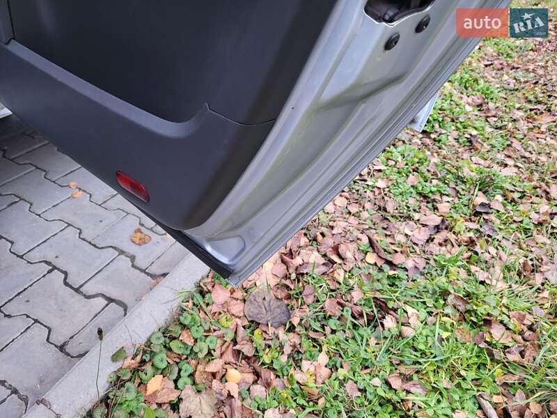 Мінівен Volkswagen Sharan 2004 в Хмельницькому