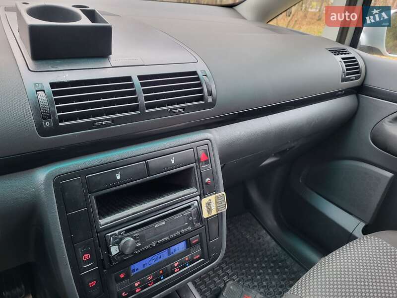 Мінівен Volkswagen Sharan 2004 в Хмельницькому