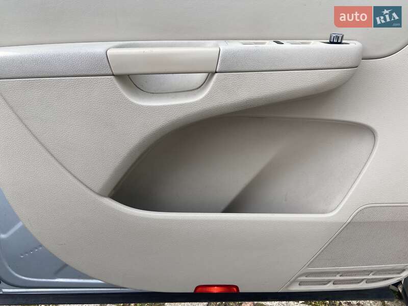 Минивэн Volkswagen Sharan 2012 в Хусте