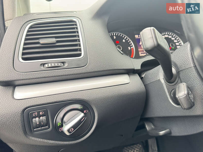 Минивэн Volkswagen Sharan 2015 в Горохове фото 40 Минивэн Volkswagen Sharan 2015 в Горохове
