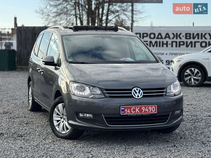 Минивэн Volkswagen Sharan 2015 в Сарнах