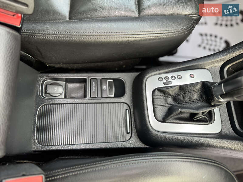 Минивэн Volkswagen Sharan 2015 в Сарнах