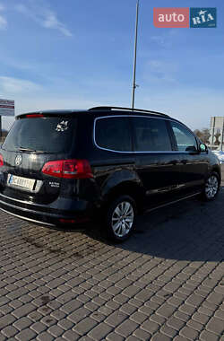 Минивэн Volkswagen Sharan 2011 в Городке