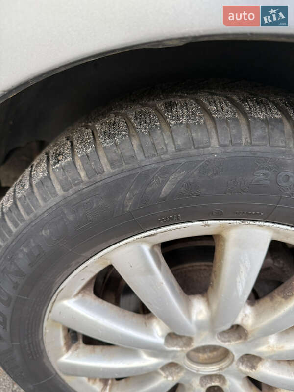 Минивэн Volkswagen Sharan 2005 в Киеве