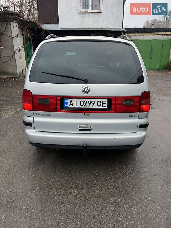 Мінівен Volkswagen Sharan 2001 в Києві