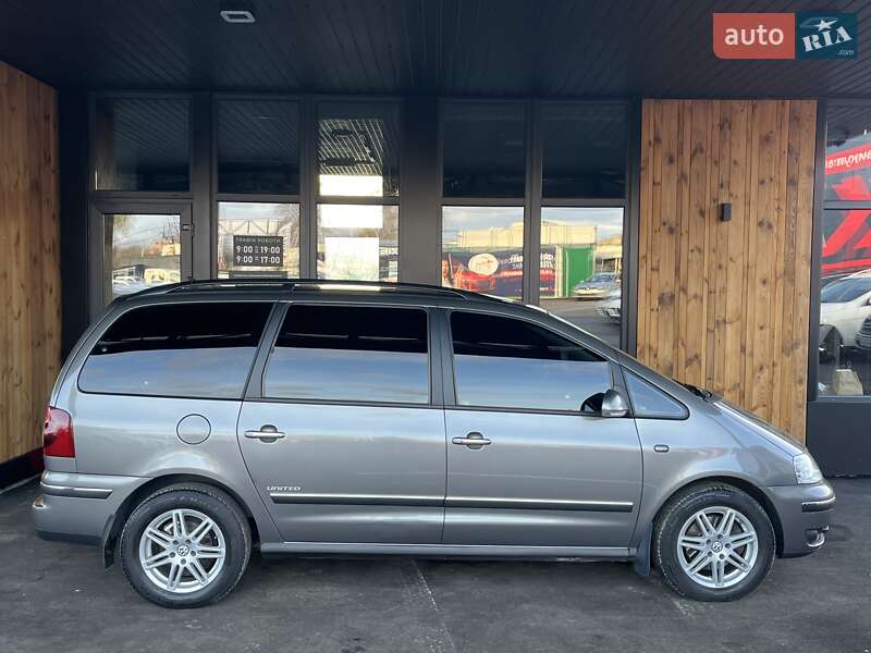 Мінівен Volkswagen Sharan 2009 в Вінниці