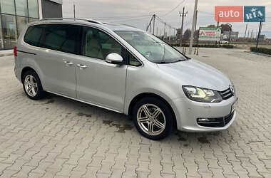 Минивэн Volkswagen Sharan 2012 в Хусте
