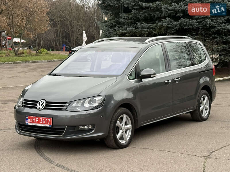 Минивэн Volkswagen Sharan 2012 в Ровно