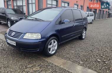 Минивэн Volkswagen Sharan 2004 в Тячеве