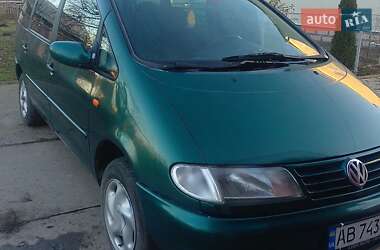 Мінівен Volkswagen Sharan 1998 в Волочиську