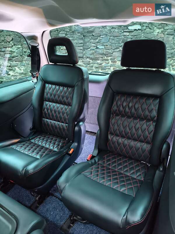 Мінівен Volkswagen Sharan 2002 в Кривому Розі фото 11 Мінівен Volkswagen Sharan 2002 в Кривому Розі