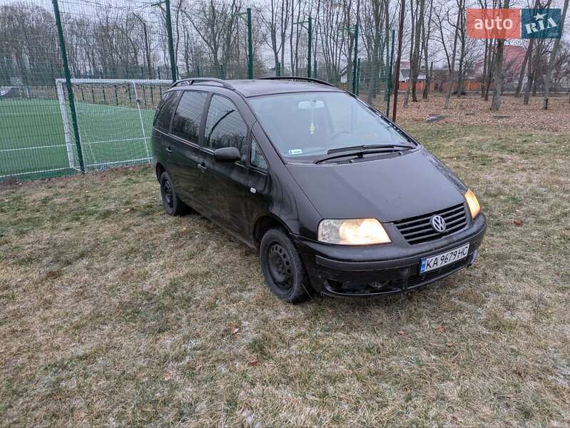 Минивэн Volkswagen Sharan 2003 в Барышевке фото 8 Минивэн Volkswagen Sharan 2003 в Барышевке