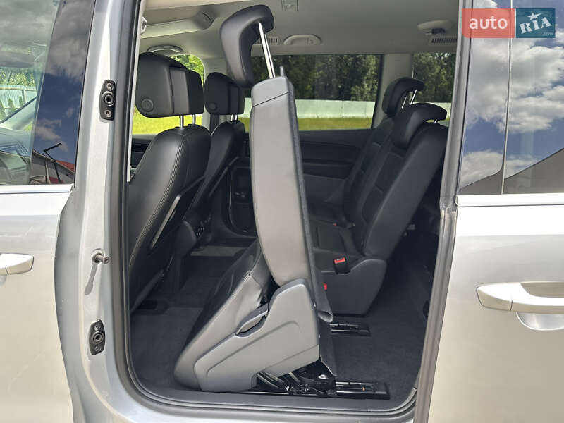 Минивэн Volkswagen Sharan 2017 в Луцке