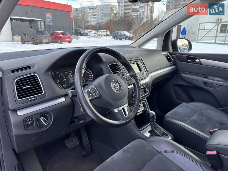 Минивэн Volkswagen Sharan 2011 в Черкассах