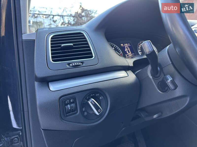 Минивэн Volkswagen Sharan 2011 в Черкассах