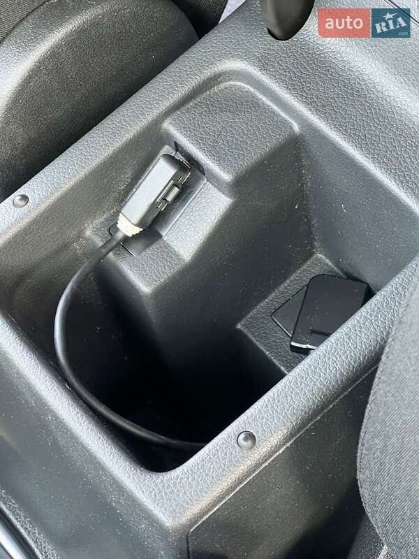 Мінівен Volkswagen Sharan 2016 в Житомирі