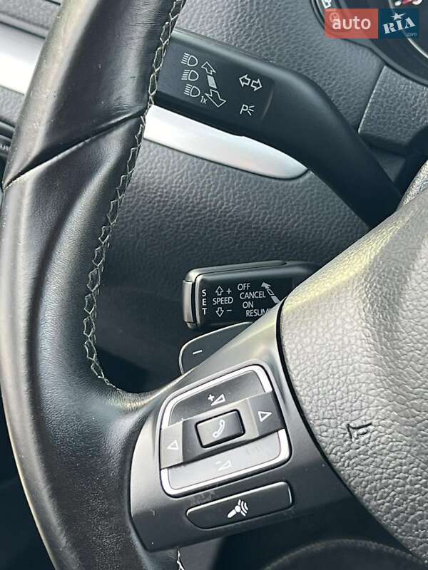 Мінівен Volkswagen Sharan 2016 в Житомирі