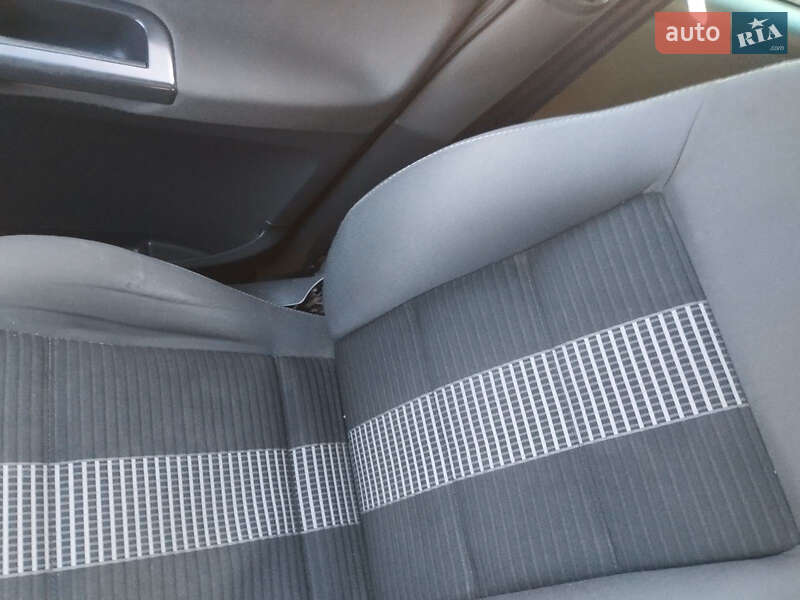 Минивэн Volkswagen Sharan 2008 в Камне-Каширском фото 6 Минивэн Volkswagen Sharan 2008 в Камне-Каширском