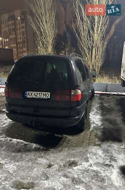 Мінівен Volkswagen Sharan 1998 в Харкові
