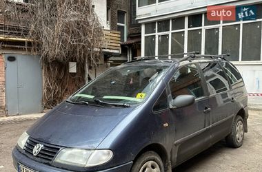 Минивэн Volkswagen Sharan 1997 в Харькове