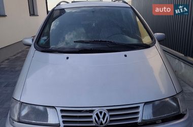 Минивэн Volkswagen Sharan 1999 в Львове