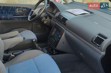 Минивэн Volkswagen Sharan 2001 в Одессе