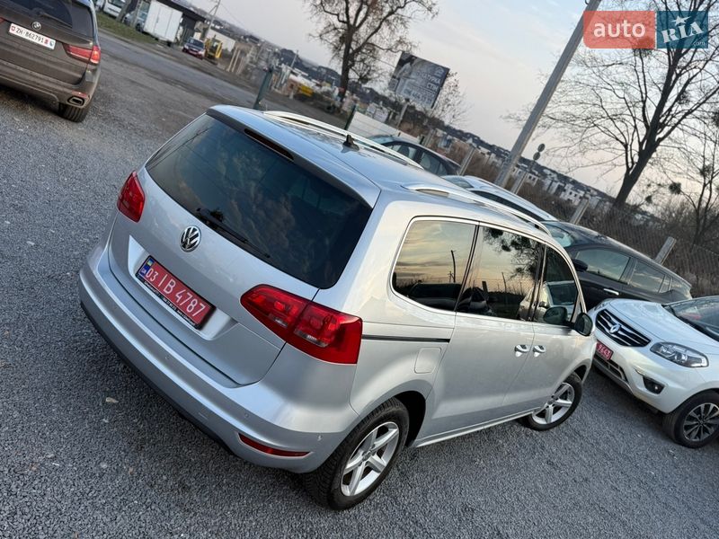 Минивэн Volkswagen Sharan 2014 в Ровно