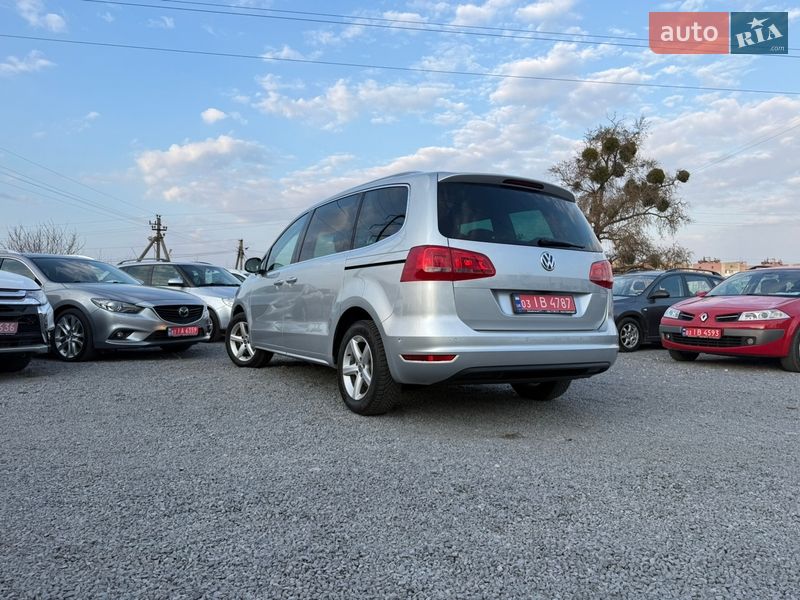 Минивэн Volkswagen Sharan 2014 в Ровно