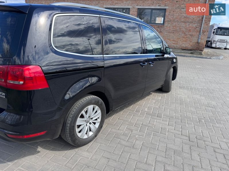 Минивэн Volkswagen Sharan 2013 в Ковеле