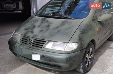 Минивэн Volkswagen Sharan 1999 в Броварах