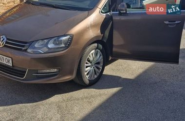 Минивэн Volkswagen Sharan 2011 в Киеве