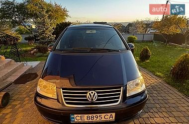 Минивэн Volkswagen Sharan 2007 в Черновцах
