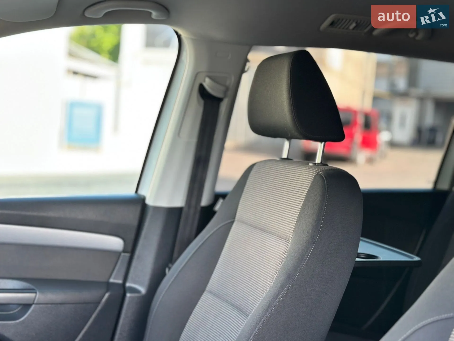 2011 Volkswagen Sharan - мініатюра 28