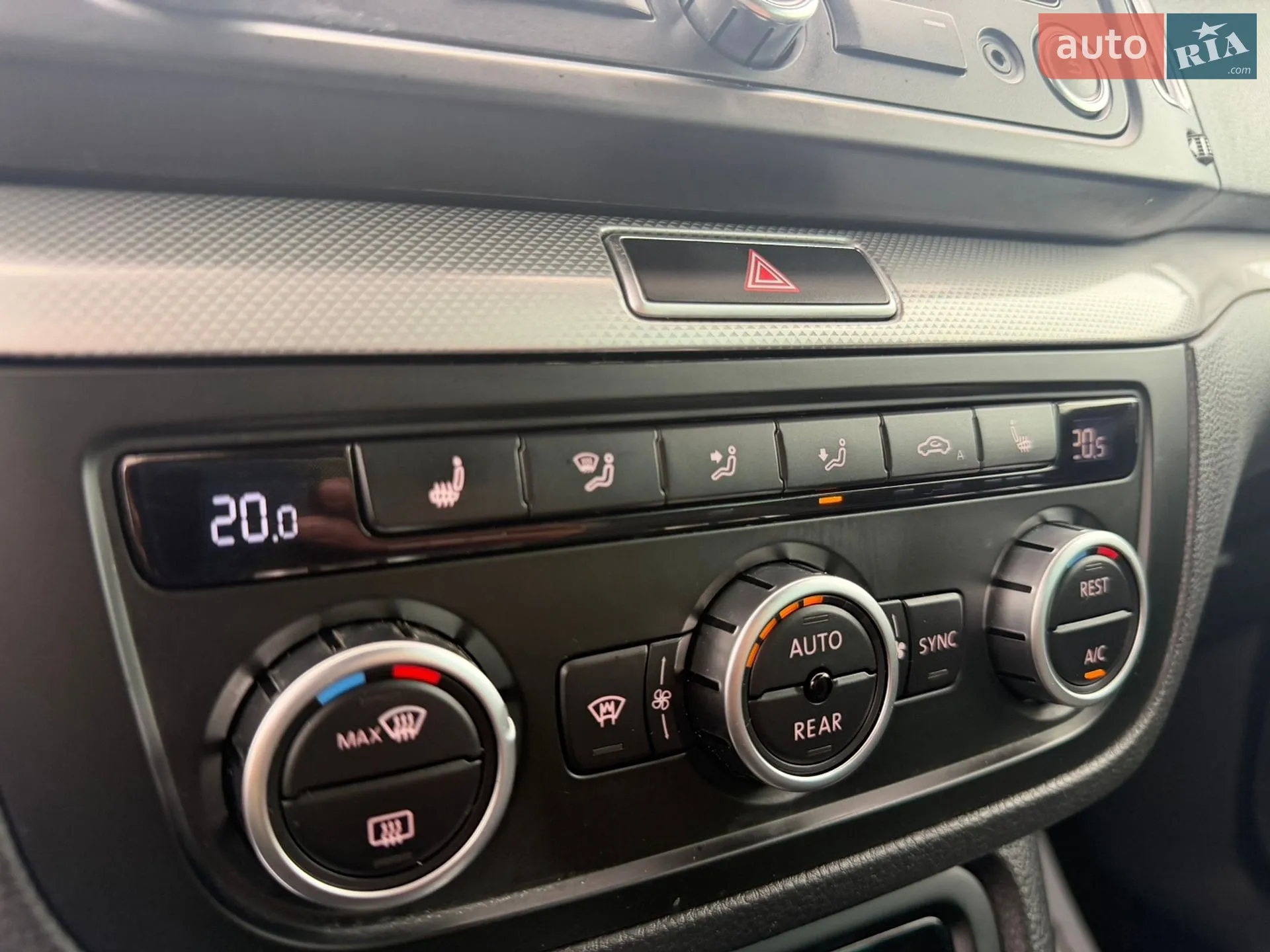 2015 Volkswagen Sharan - мініатюра 38