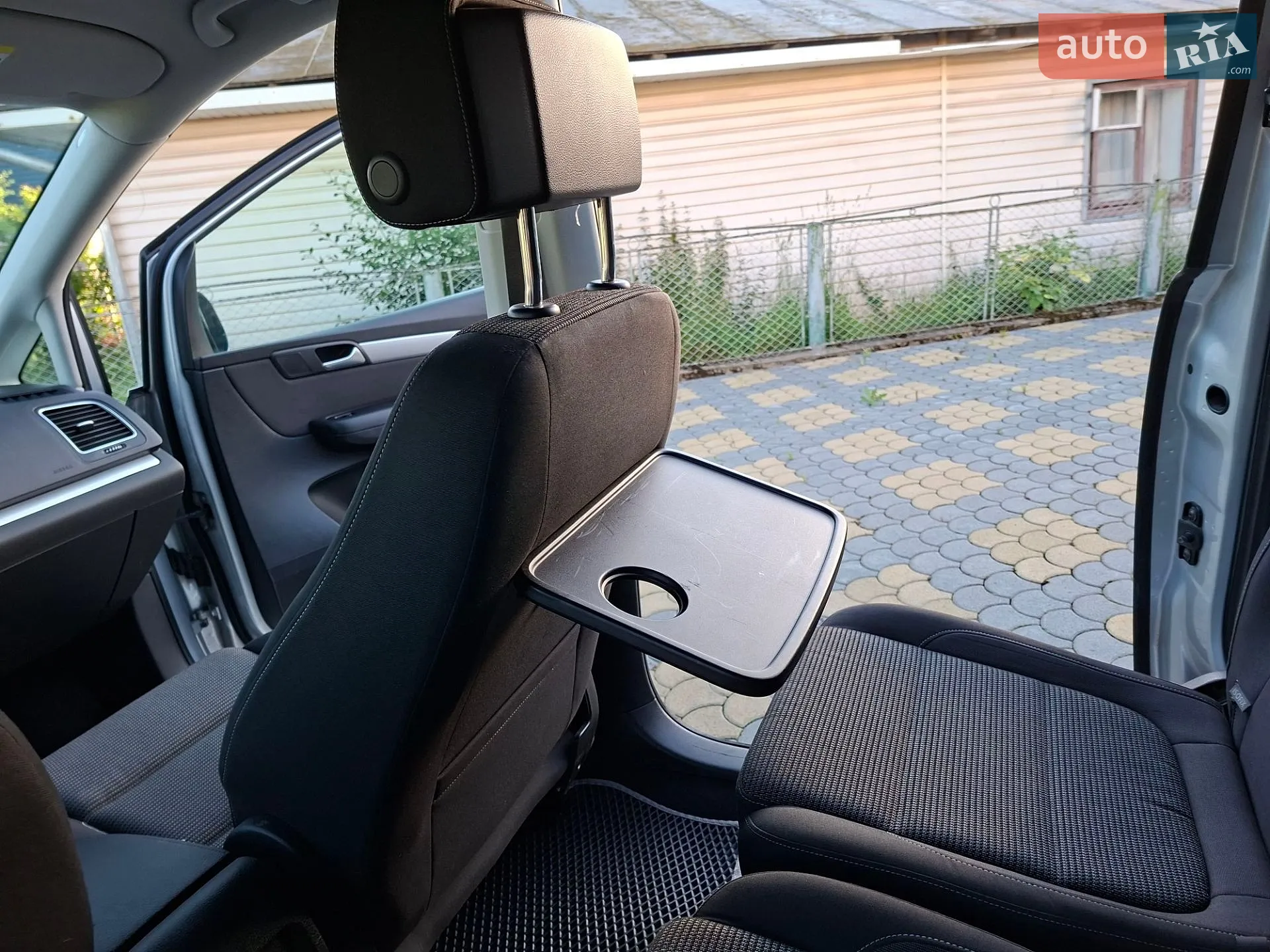 Volkswagen Sharan 2016 VIN WVWZZZ7NZGV217804 фото оголошення 21 з 33