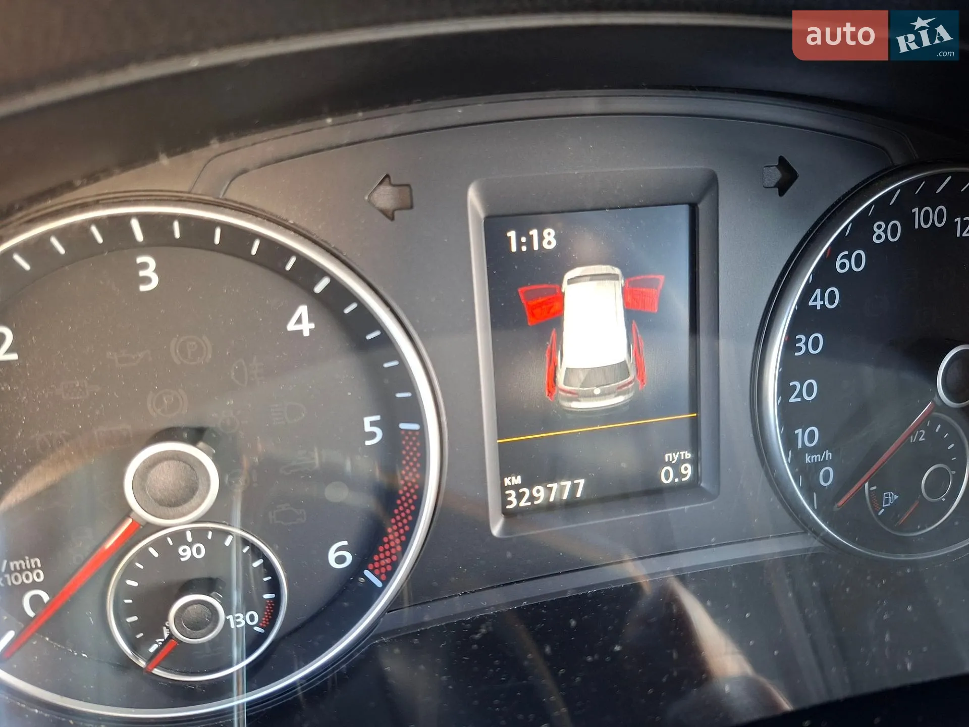 Volkswagen Sharan 2016 VIN WVWZZZ7NZGV217804 фото оголошення 26 з 33