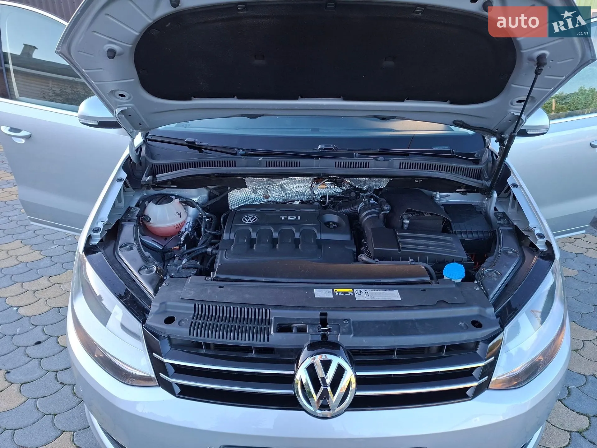 Volkswagen Sharan 2016 VIN WVWZZZ7NZGV217804 фото оголошення 31 з 33